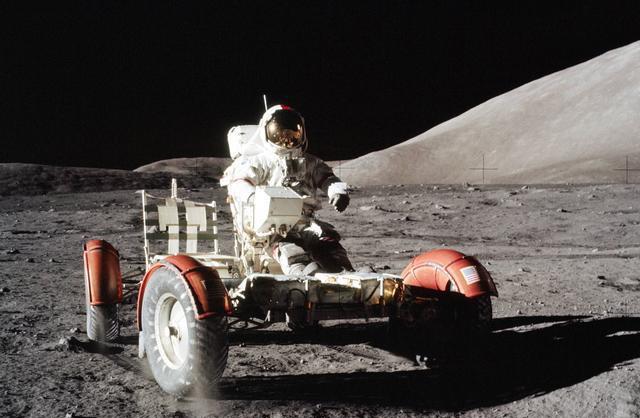 阿波罗宇航员:ufo真的存在,登月时遇外星人,nasa隐瞒真相_美国_月球