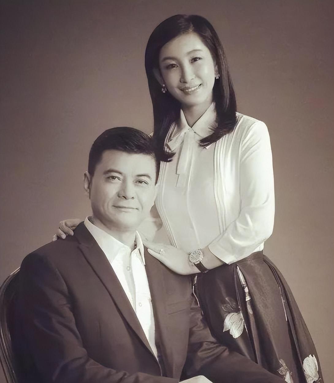 演员王新军:成名后分手妻子,却把秦海璐宠成公主,前妻至今单身_唐静