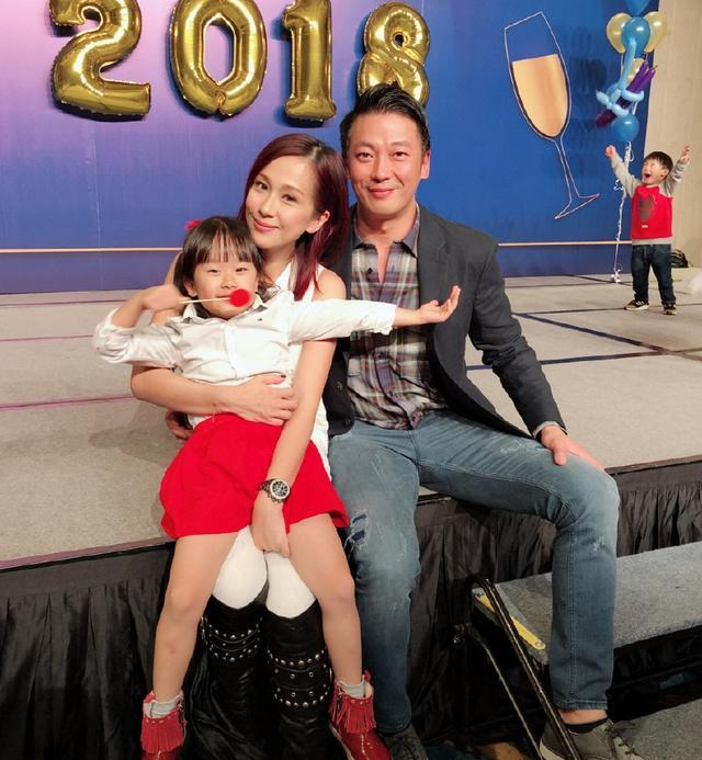结婚才发现负债累累,如今42岁复出拍戏_文颂娴_李梓慎_刘涛