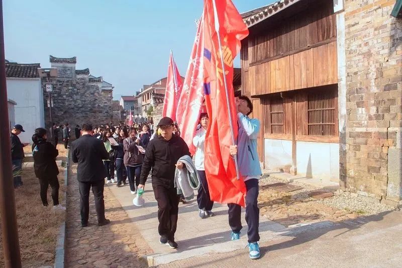 大田中学校长蒋森简历图片