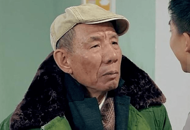 "高俅"魏宗万:一生淡泊名利,工资有4000就够,83岁还住出租屋_京剧