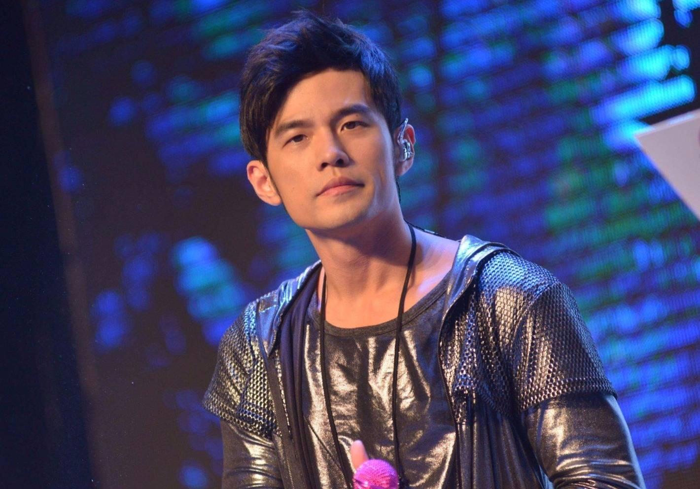 "黑道太子爷"陈楚河,拒绝继承20亿遗产,被周杰伦钦点mv男 .