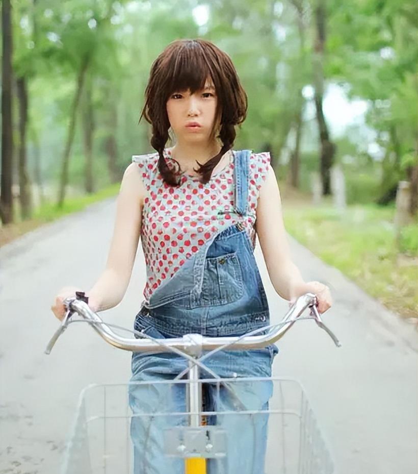 爆红的网络歌手现状:被判刑,英年早逝,令人唏嘘_庞麦郎_作品_东来东往