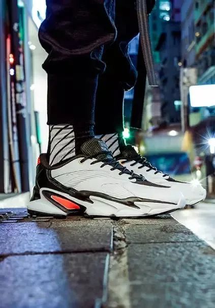 球鞋联名持续内卷,除了nike,yeezy还有什么"好鞋"?_zheng_凉鞋_pro