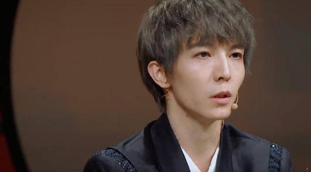 尔导怼郭敬明现场视频曝光,关键句被剪,陈凯歌隐身黄奕满脸不屑