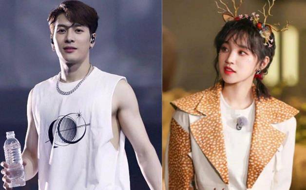 大家都在猜测是不是鹿晗和关晓彤好事将近,没想到是王嘉尔和宋雨琦的