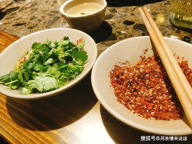 清炖羊肉的做法（清炖羊肉的正宗做法及配料） 第1张