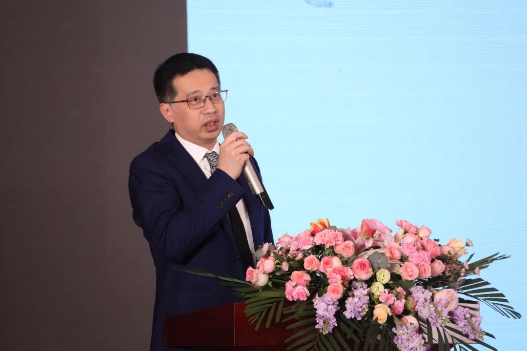 "健肺勿忧——全国百城公益行暨共建肺癌防治健联体