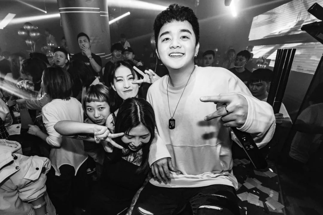 成都dj mc艺人培训全国招生(成都黑珍珠)djmc职业培训_就业_派对_音乐