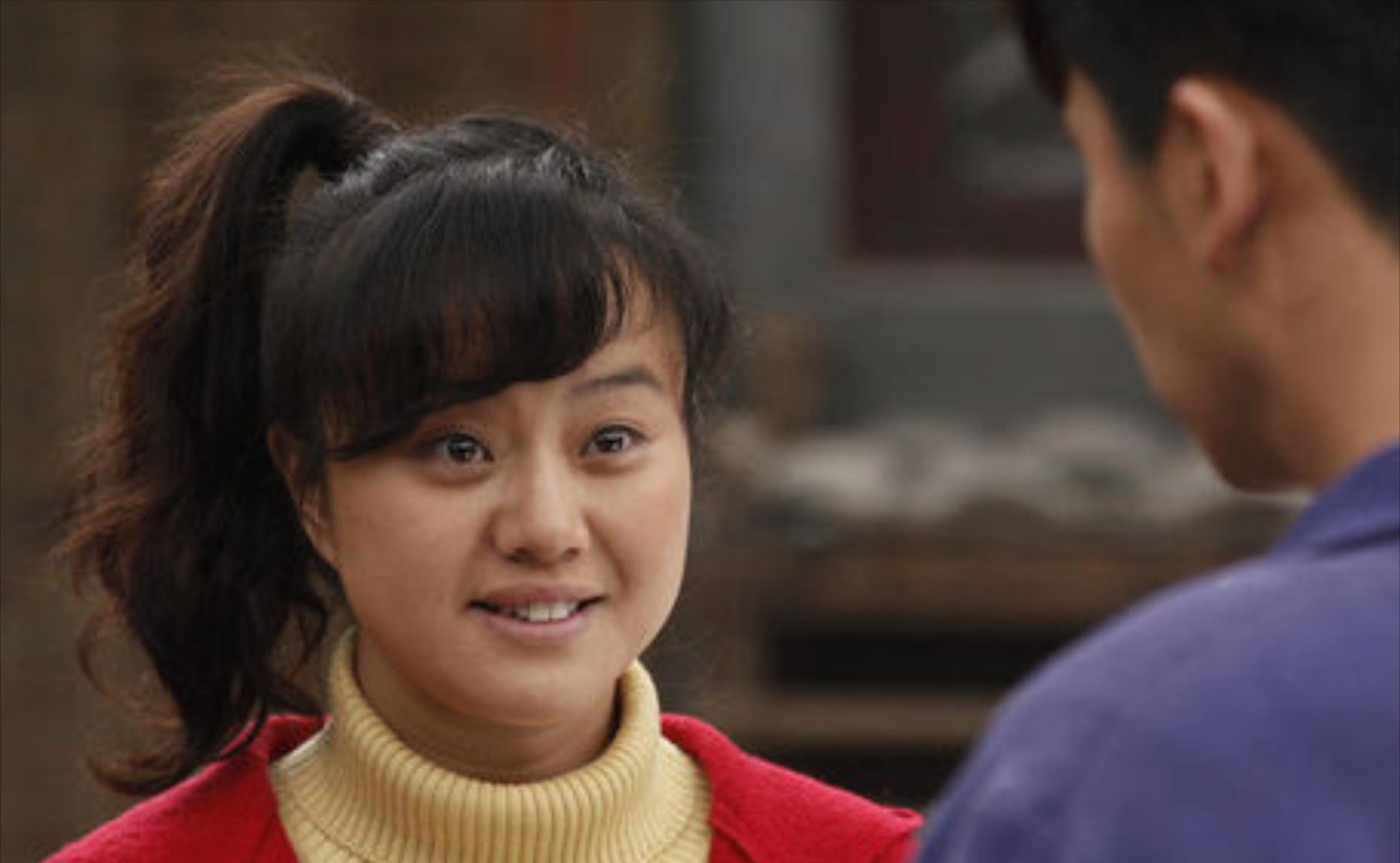 戏里"土掉渣",戏外闭月羞花,这8位演村妇的女星让观众不敢认_蒋欣