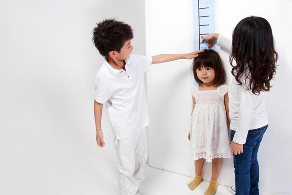 3个信号暗示孩子到了身高猛涨期,抓住机会让孩子能多长6公分