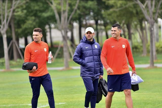 费莱尼,克雷桑,莫伊塞斯和贾德森正在回归球队进行训练和恢复.