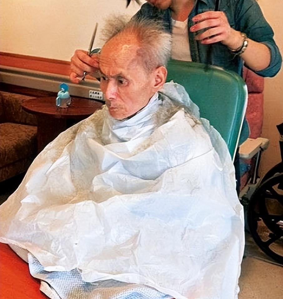 《神雕侠侣》"过气"演员现状,无双成富婆,柯镇恶病逝10年_陈启泰_观众