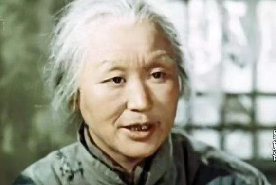 嘎子奶奶,一辈子配角,"北影四大花旦",82岁仍拍戏,91岁离去_李健_张嘎