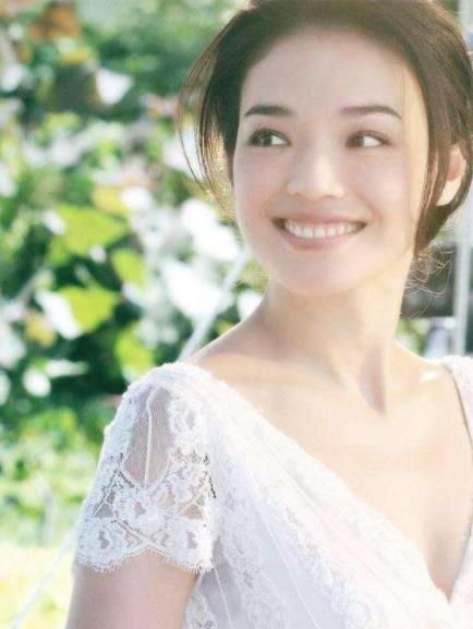 香港9大风情美女排行榜,叶子楣第9,邱淑贞第6,舒淇第3_陈宝莲_身材