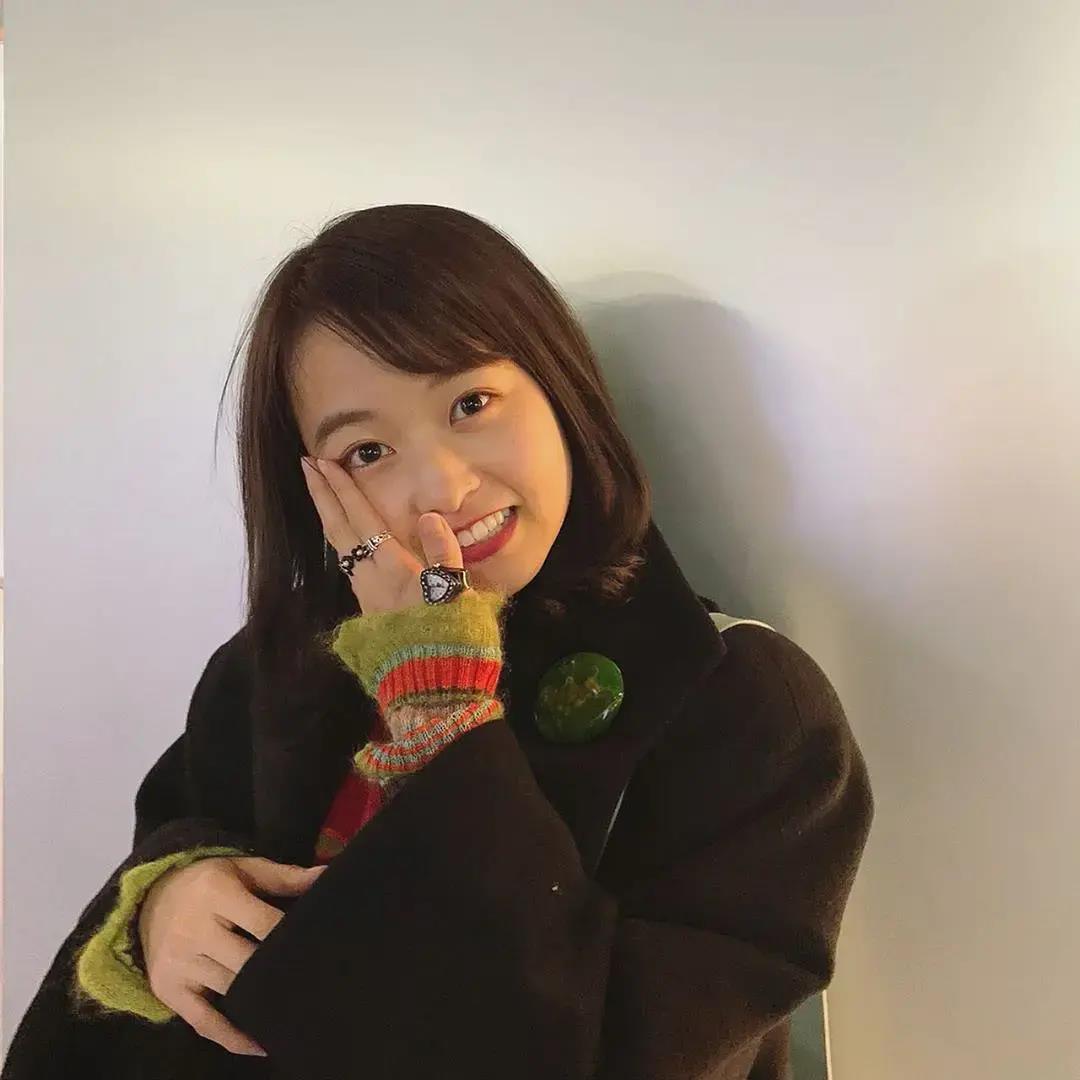 伊藤万理华,娃娃脸漂亮女子,宣传新作品_电视剧_东西_因为