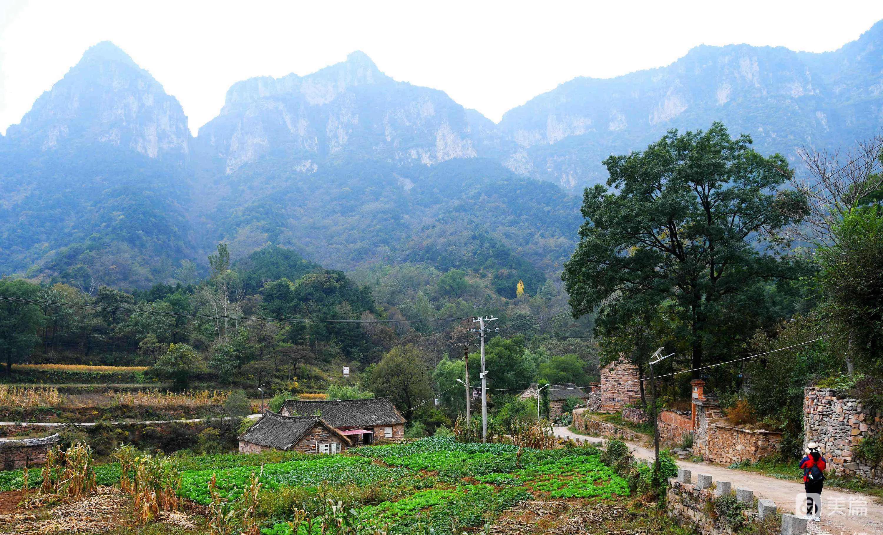 辉县凤凰古寨景区图片