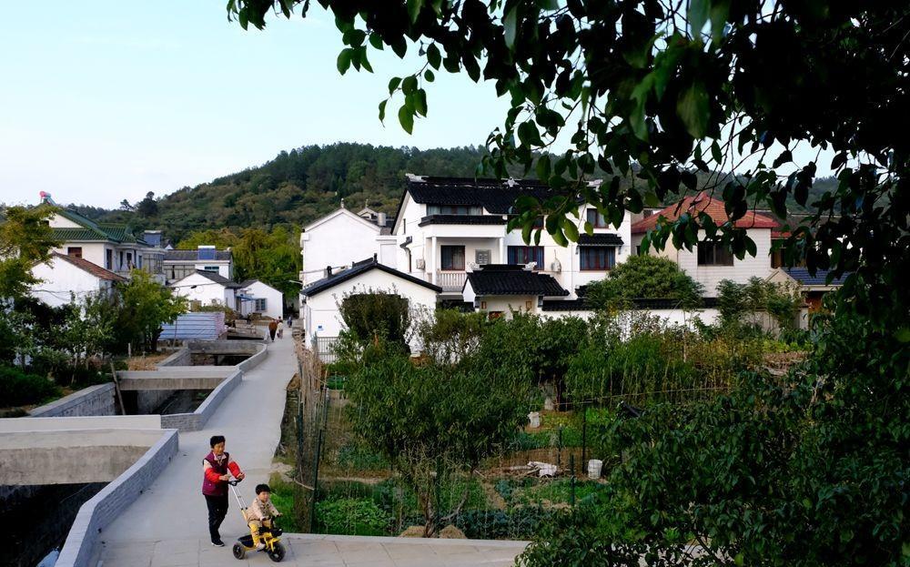 太湖西山植里古村曾是越王勾践后人值氏的居住地_里村_村里_旅游