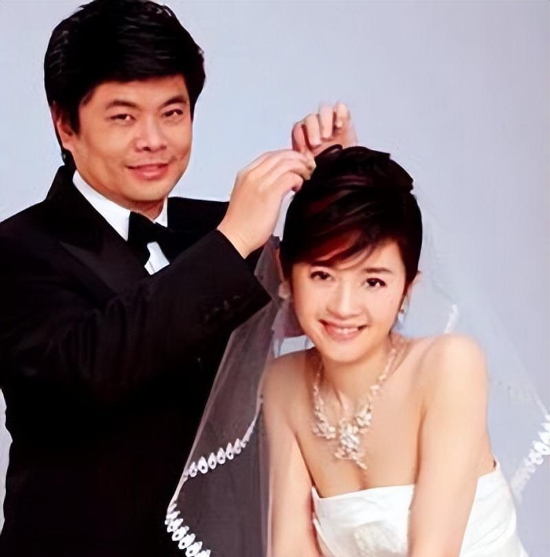 迷失自我,数典忘祖,桃色绯闻,这8位主持人大快人心_黄健翔_解说_王冠