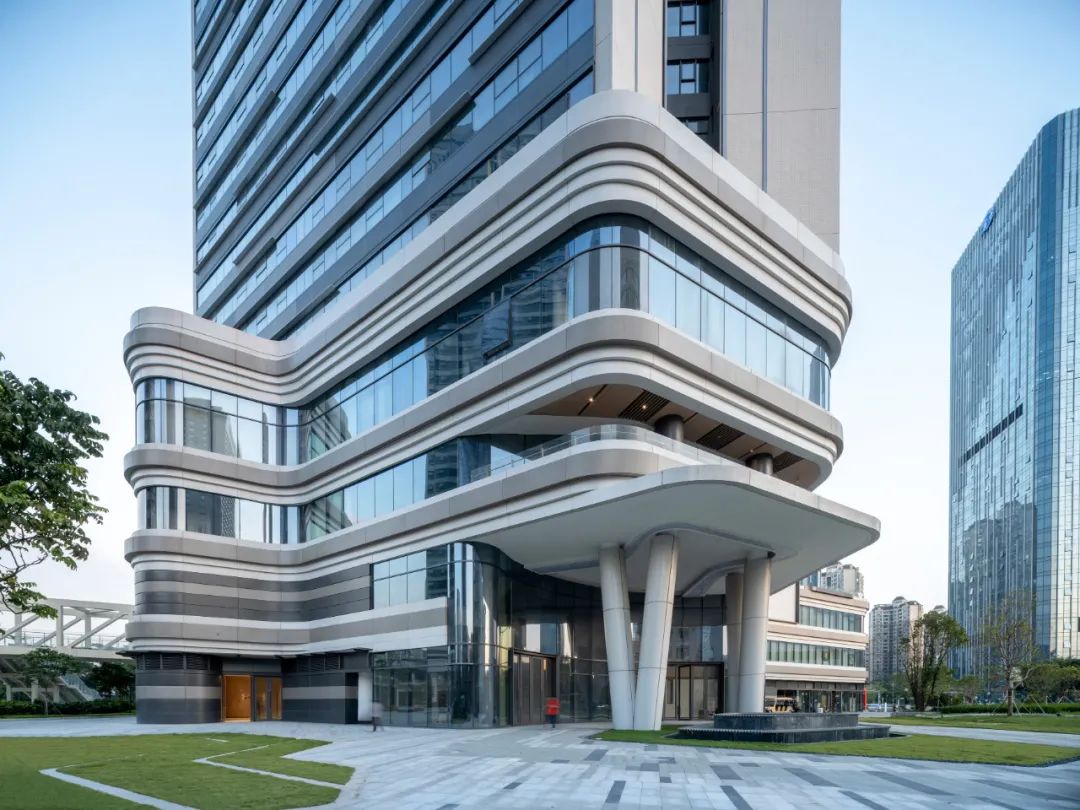 【佛山保利天际】售楼处电话400-022-8887转9999 售楼中心_24小时电话