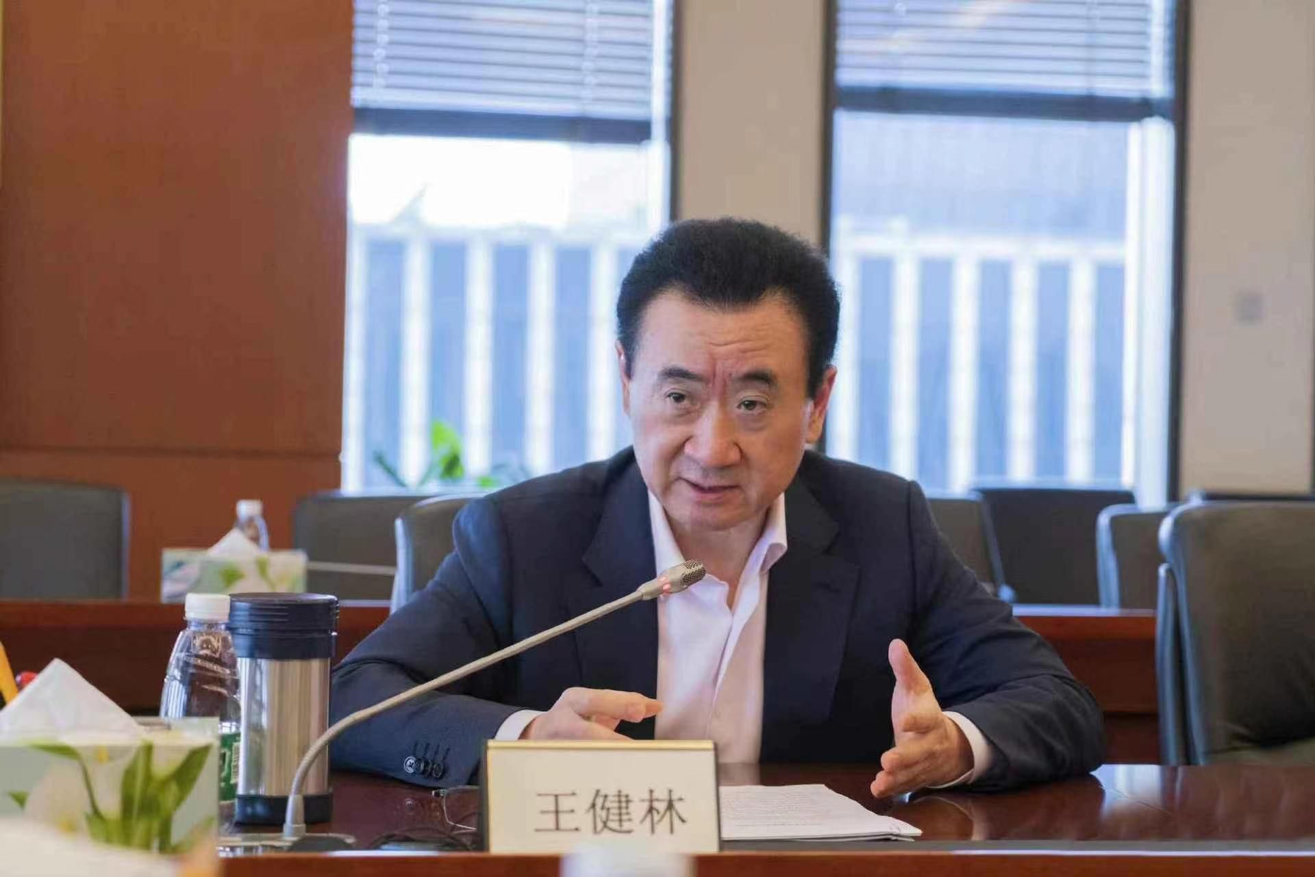 万达上市前夕风波不止:董事长换防,美元债大跌,短债