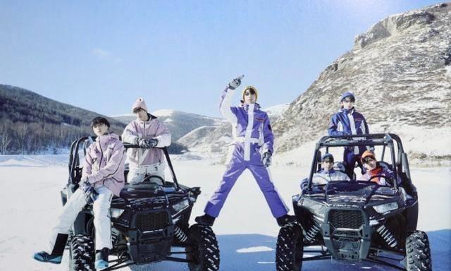 时代少年团集体滑雪,少年们许久未见合影依旧默契,团魂很强_丁程鑫