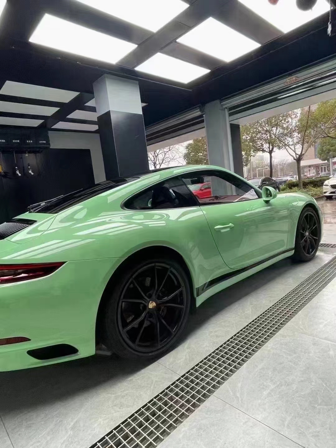 保时捷舒耐特改色膜灰蒙绿,灰的高级 绿的优雅