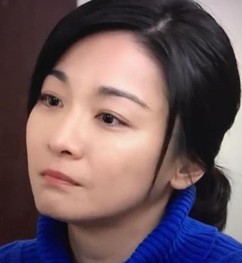 她因长得美一炮而红,为拍戏被男演员误伤,留下一辈子后遗症_江祖平