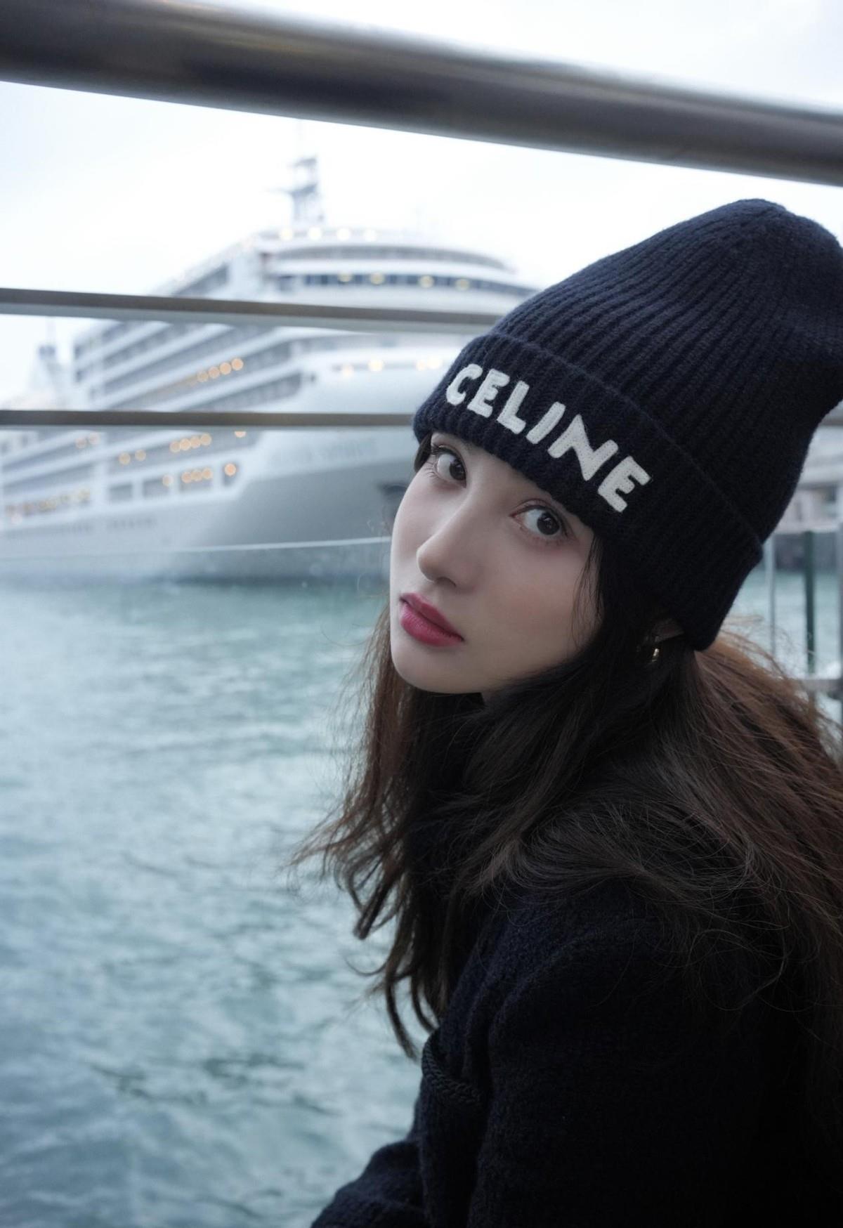 孙嘉璐要拍新电影了吗?新酷造型是这样的!_军装_照片_角色