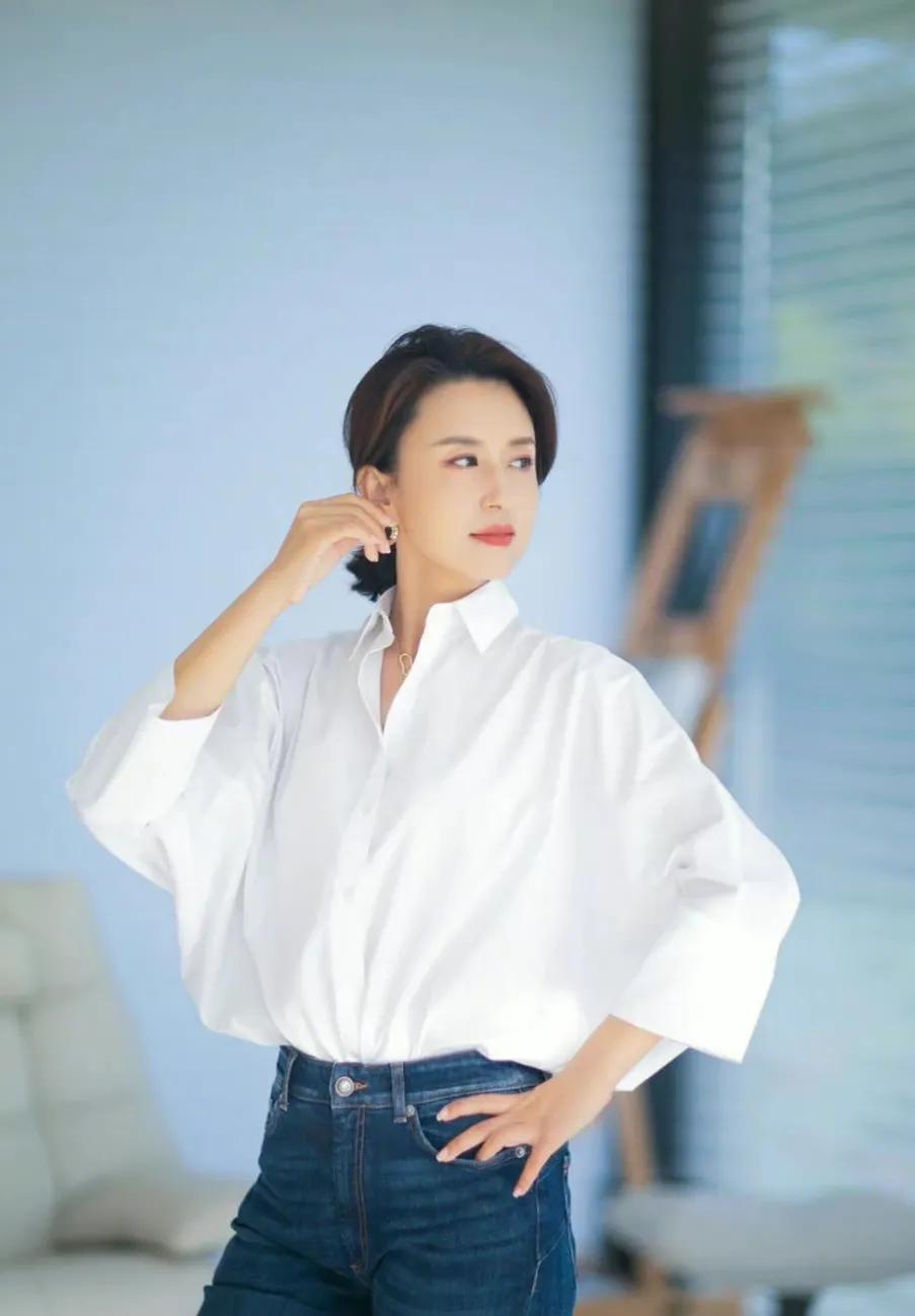 张蕾:杨帆没什么不好,但嫁给普通生意人更幸福,她才是人间清醒_父亲