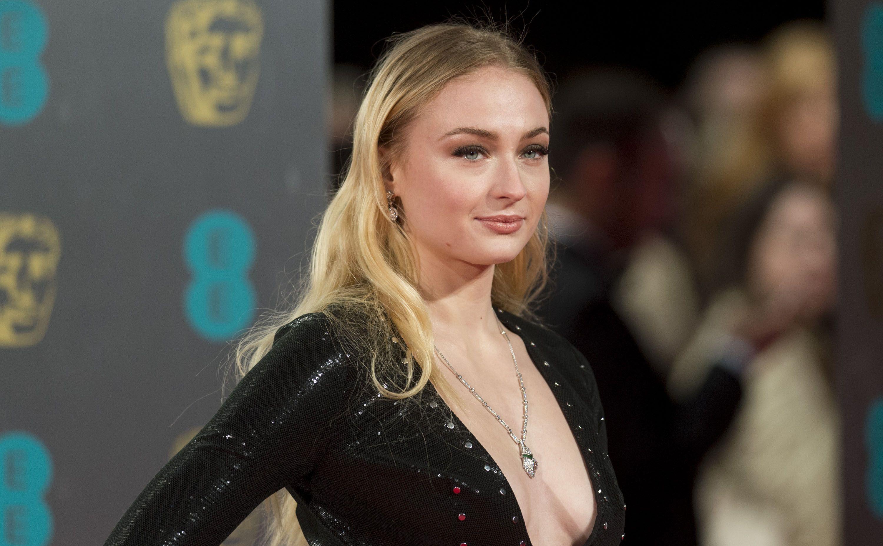 《权游》史塔克家族长女sansa stark的扮演者索菲.特纳_awards_电影