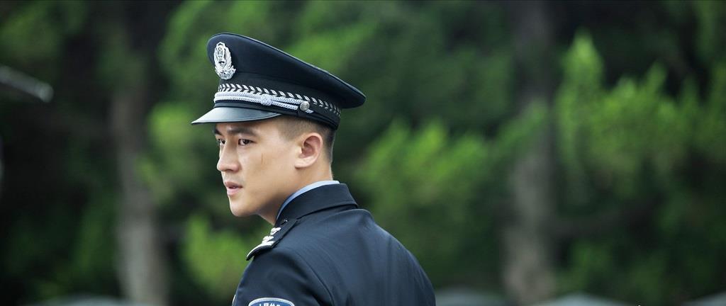 欧豪刘晓洁《黑白禁区》演绎惊心卧底生涯,《亮剑》主创执导!