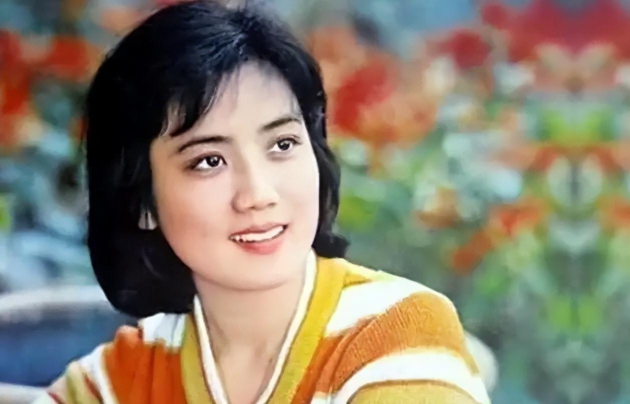 孔雀公主李秀明:从明星到下海经商 如今身价过亿,她的人生太精彩_父母