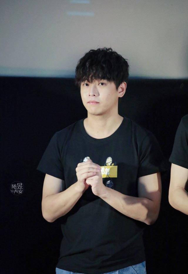 演员,近半年的发展突飞猛进,出演过《太子妃升职记》,《刺客列传》