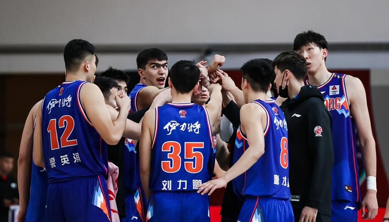 9分,成球队第二号得分手,又一颗冉冉升起的新星_唐才育_新疆队_比赛