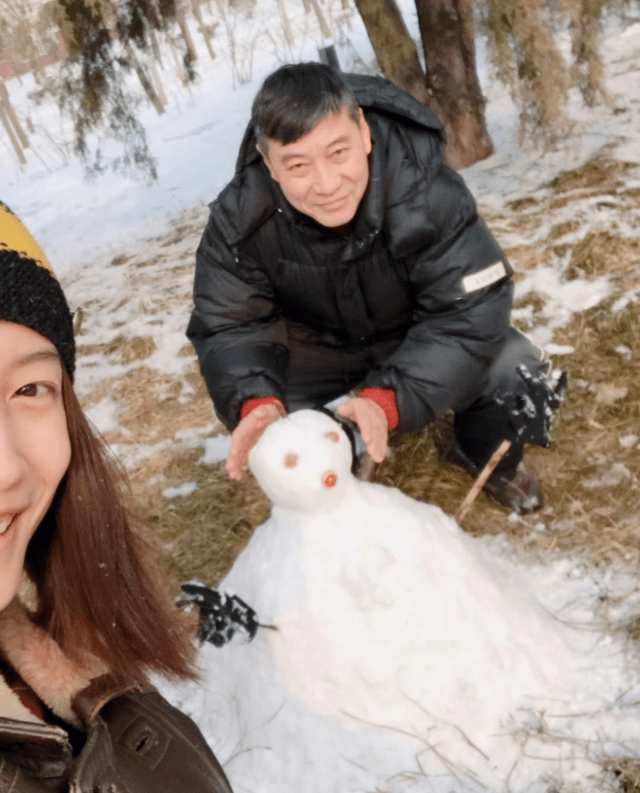 啜妮:父亲是国家一级演员,被陈道明赏识,观众喜欢,未来可期_父母_话剧