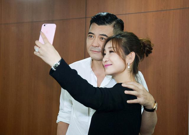 王新军与唐静分手后,转身娶了秦海璐,秦海璐为何会选择王新军?