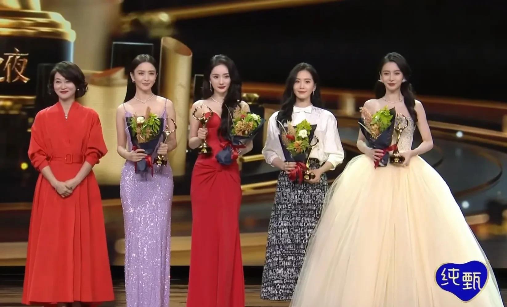 杨紫被女仆嘲讽,杨幂不愿与刘亦菲同框_颁奖_唐嫣_范冰冰