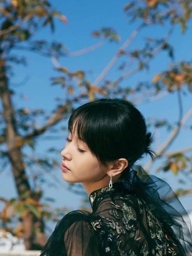 娱记说:d姓插刀教成员摊上事?杨洋耍大牌?