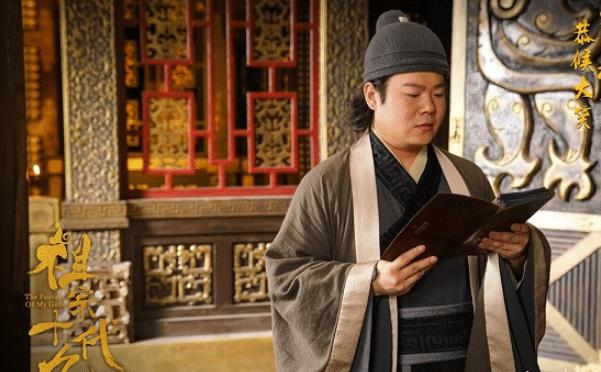《祖宗十九代》:影片在岳云鹏的演绎下,看点十足,笑料满满_电影_时代