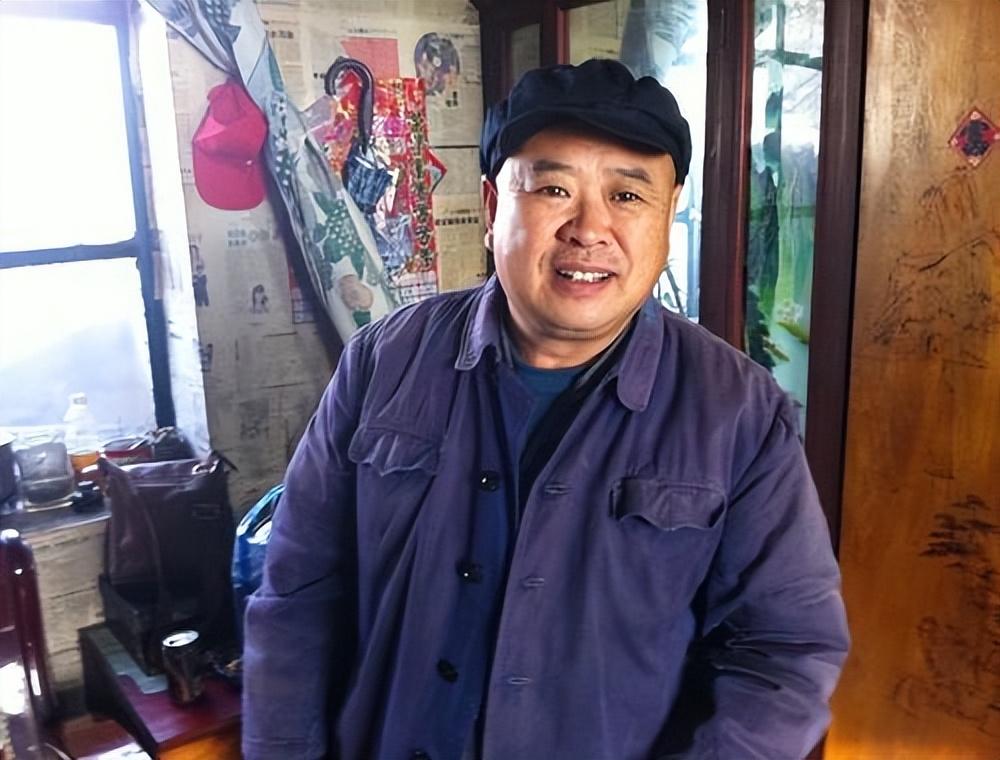 影视演员王晓曦出镜,曾饰乡村爱情齐三太,怒斥老戏骨张洪杰抢戏_合作