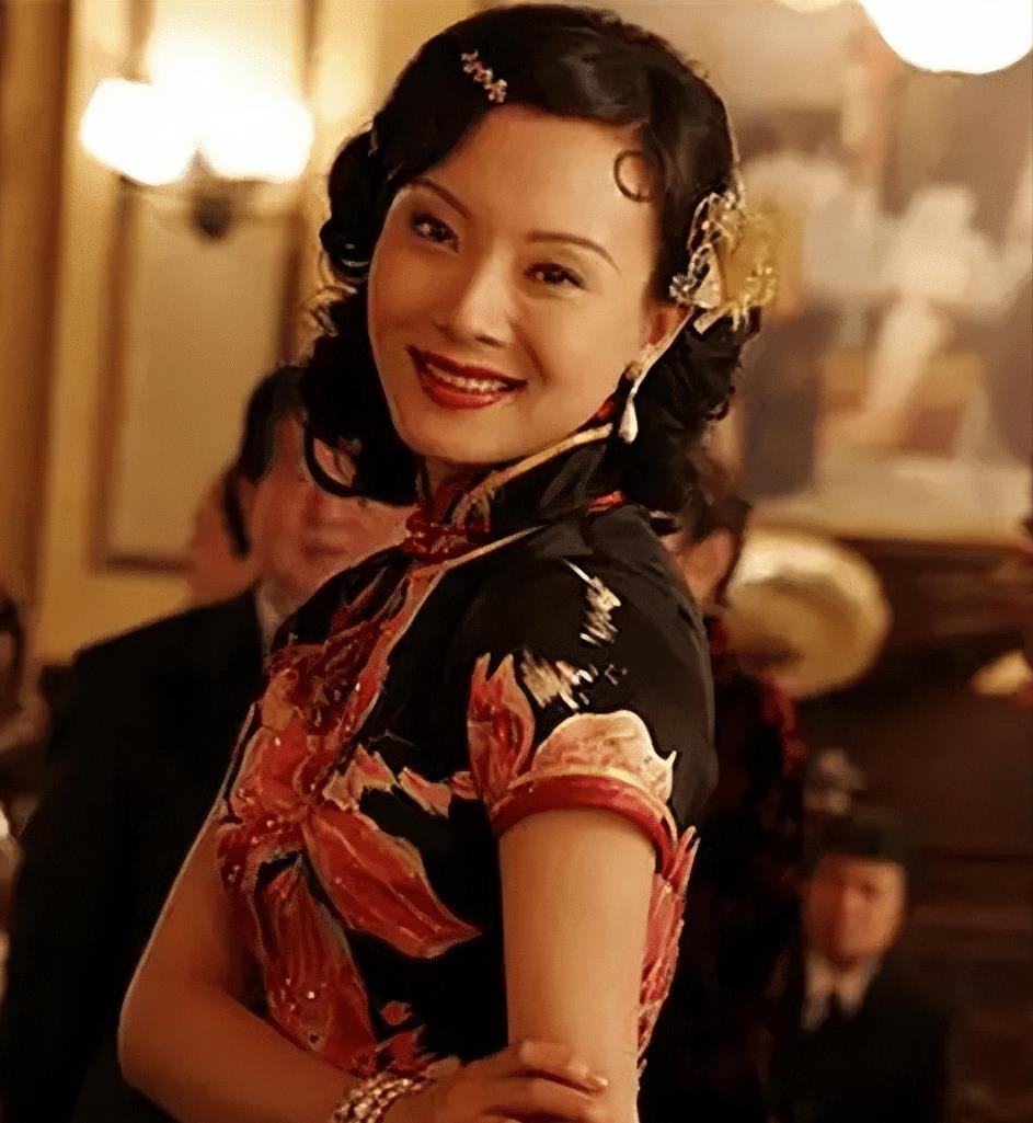 姥姥是交际花,母亲是名媛,她是杂志主编,祖孙三代却都有一痛事_谈雪卿