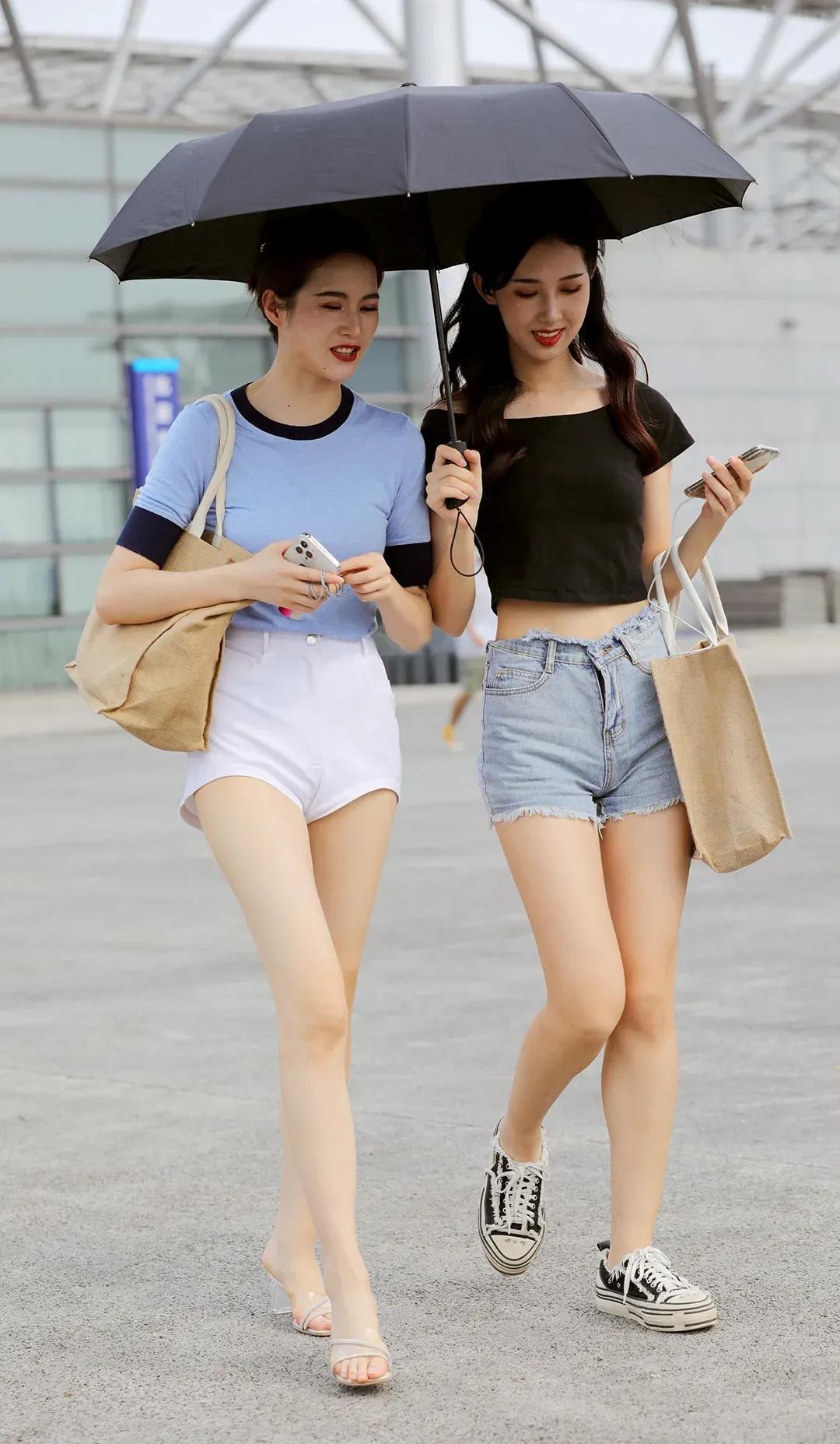 t恤搭配热裤,甜美可爱,活力十足,时尚减龄又显腿长!_款式_女生_姐姐