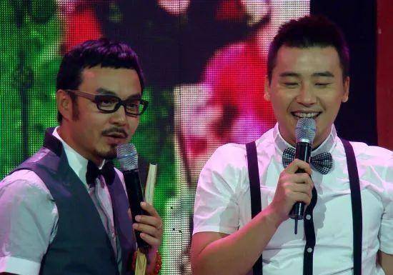 杨乐乐晒与老公汪涵合照,意庆祝结婚12年:这是我俩的节日_娱乐新闻