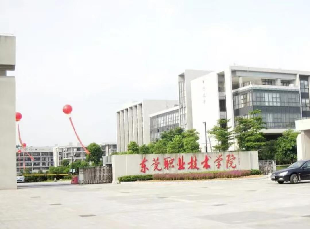 長江工程職業技術學院分數線_深圳職業技術學院 公辦 高職院校 _ 深圳信息職業技術學院 民辦 高職院校