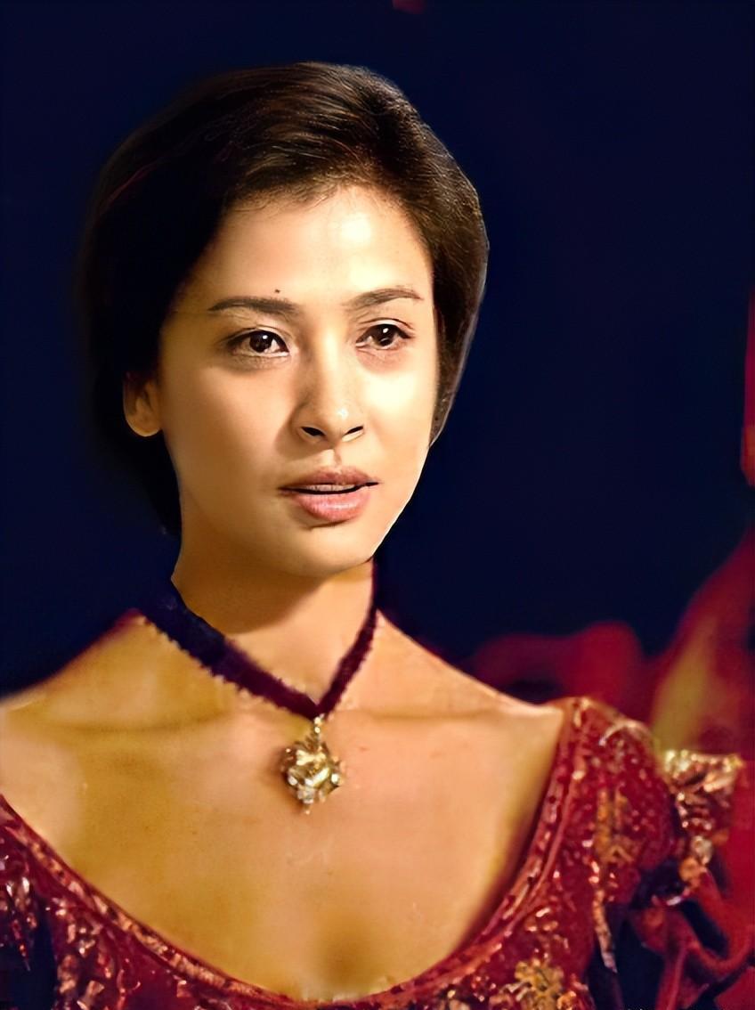 苏瑾:16岁当模特,27岁嫁建筑师,分手后独自带娃,如今现状如何_赵宝刚