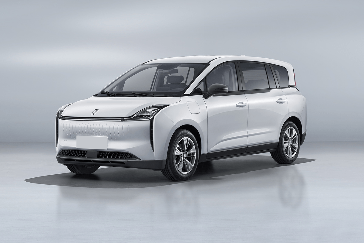 成功推荐亲朋好友在店内购车可享受获赠500元加油卡【第三代奔腾b70】