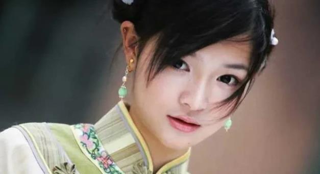 "舒畅及"双儿"何琢言聚会,老婆与三人一起唱歌_鹿鼎记_黄晓明_变化