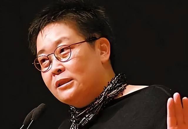 从胖主持到才女的诞生:张越的成长之路_韩红_婚恋_生活