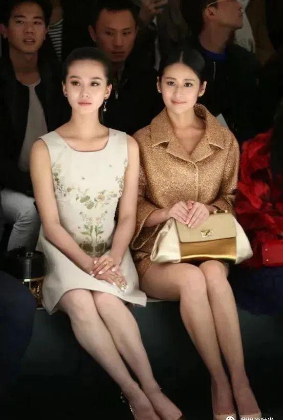 刘诗诗当妈后韵味十足,把同框颖儿比下去了_生活_孩子_母亲